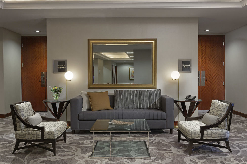 Cambridge Suites โตรอนโต ภายนอก รูปภาพ